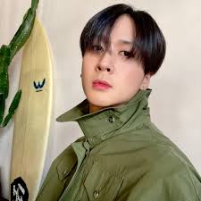 VIXX.Ravi.FY added 4 new photos to the album: 200612 Music Bank.