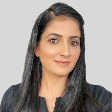 Bonnie Auger's Instagram, Twitter & Facebook