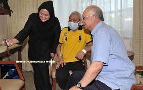 Bung Mokhtar Sakit Isteri Kedua Luah Rasa Rindu Dimana Zizie Berita Viral