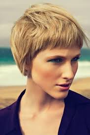 A short curly updo looks extremely gorgeous and will help you sail through a formal party or function with style. 20 Stylish Short Hairstyles For Women With Thick Hair Styles Weekly