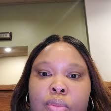 So, there's this little city called Newnan Georgia that helped me do this  thing yesterday...#FriosRibbonCutting! 🤙🏽The moment was amazing!! Thank  you to @newnancowetachamber for everything that you all have done! Thank you