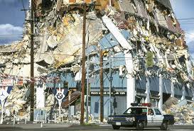 People in the los angeles, california, area were awoken monday morning to a small 4.0 magnitude earthquake and a series of foreshocks and tiny aftershocks. January 28 1994 Life In Sudden California L A S Little Earthquake Problem Past Daily News History Music And An Enormous Sound Archive