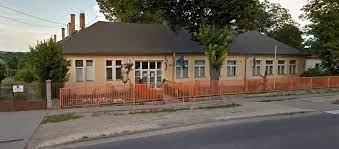 Find and follow posts tagged mészáros lőrinc on tumblr. Vallalkozas Meszaros Lorinc Gyerekei 4 5 Milliard Forintert Epithetnek Iskolat Felcsuton Hvg Hu