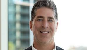 Schafer Condon Carter makes getting old a good thing Reel Chicago News