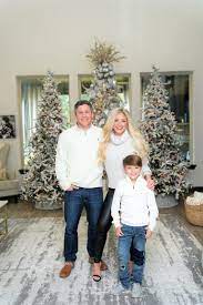 Family Christmas Pictures Christmas Card Christmas Outfits Christmas Family Christmas Pictures Outfits Family Christmas Pictures Christmas Family Photoshoot