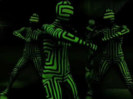 'boom boom pow', their first single since fergie and will.i.am released solo albums. The Black Eyed Peas Boom Boom Pow 2009