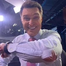 Mike Everett's Instagram, Twitter & Facebook