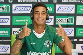 Dê o play e confira como criamos nossos sabores Clube Grande Reforco Do Goias Alef Manga Comete Gafe Em Apresentacao Lance