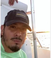 Wireless CarPlay Head Units for Ford F-Series Trucks