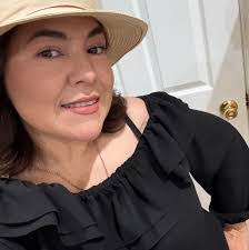 Mary Olivarez's Instagram, Twitter & Facebook