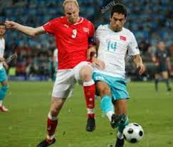 Maçı 11.06.2008, çarşamba, 20:45 st. Turkey 2 Switzerland 1 In 2008 In Basel Ludovic Magnin And Arda Turan Go For The Ball In Group A At Euro 2008