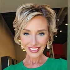 Candice Nolan's Instagram, Twitter & Facebook