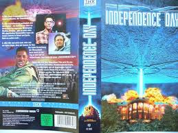 A pesar de que varios de los actores de la primera película sí actúan en esta, el actor de el príncipe de. Independence Day Will Smith Bill Pullmann Vhs Kaufen Filmundo