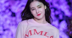 Nancy has a pleasant sound and. Momoland S Nancy Is Victim To A Hidden Camera Attack By Her Own Staff Member Agency Promises Strict Legal Action Koreaboo