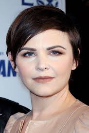 There are some hairstyles which will make your fat face look very charming and appealing. 20 Best Haircuts For Women With Round Shaped Faces