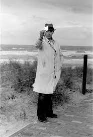 Joseph'ui beuys'ui būtų sukakę 100 metų.vargu ar galima pervertinti tai, kokią įtaką xx a. Was Zum Beuys Jahr Geplant Ist