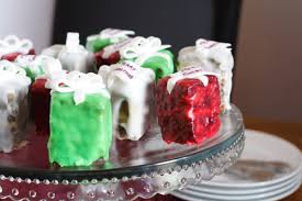 How to make scrambled eggs. Christmas Mini Cakes What The Fruitcake