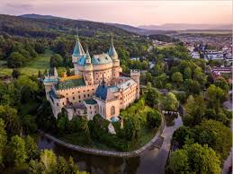 It is bordered by poland to the north, ukraine to the e. Cestovni Pojisteni Na Slovensko Srovnejto Cz C