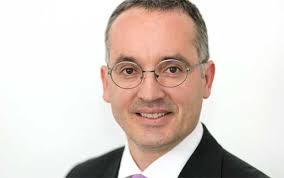 AXA mit Mehrwert: eCall für Radfahrer