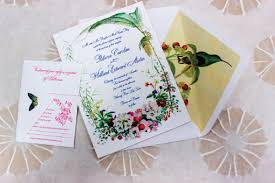 Perhaps you enjoy taking the easier route when it comes to gifting and pick the first thing you see. Top 5 Best And Romantic First Wedding Anniversary Gift Ideas For Her Business 2 Talk