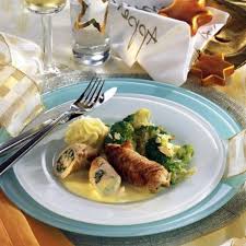Putenrouladen Mit Senf Krauterfullung Diabetiker Rezept Lecker Rezepte Putenrollchen Lebensmittel Essen