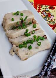 Fry chopped garlic and add diced taro, stir well, add water and flour, simmer for 15 mins till soft, set aside. Taro Root Cake Chow Vegan Taro Root Taro Recipes Taro