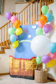 11 New Year S Eve Party Decoration Craft Ideas For Kids Birthday Party Balloon Baby Shower Balloon Decorations Hot Air Balloon Party