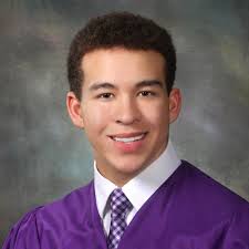 STUDENT SPOTLIGHT: Senior Derrick Braxton is headed to the University of  Michigan