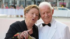 We did not find results for: Portrat Kurt Biedenkopf Sachsens Letzter Konig Wird 90 Augsburger Allgemeine