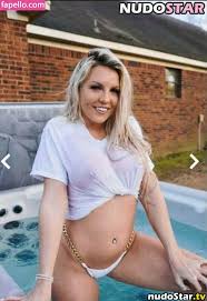 sophie-swaney  realslimsophie5  sophieswaney  therealslimswaney Nude  Leaks OnlyFans Photo 24 - NudoStar