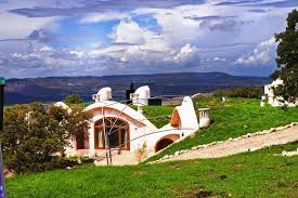 Dispone de huerto ecológico, olivos, girasoles y cereales, en el jardín se encuentra también una piscina. Hotel Rural Spa Las Nubes Albalate De Zorita Updated 2020 Prices