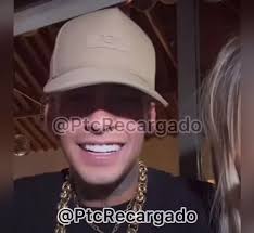 Wanda Nara en Transmisión en Vivo con el Rey y la Reina