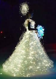 Pin By Judy Ribot On Fashion Sewlutions Wedding Dress Couture Light Up Dresses Wedding Dresses