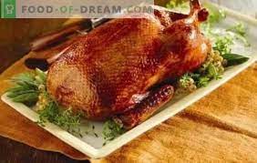 Mettete l'anitra a marinare nel cognac, copritela con la pellicola e lasciatela riposare al fresco per qualche ora. Anatra Fatta In Casa Al Forno Ricette Passo Passo Di Un Uccello Rubicondo Succoso E Profumato Cucinare Anatra Fatta In Casa Nel Forno Usando Le Ricette Passo Passo