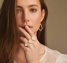 Sophia Gold's Instagram, Twitter & Facebook