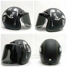 Ada berbagai pendapat yang bisa dijadikan alasan mengapa orang banyak memilih helm ini. Helm Bogo Dewasa Karakter Full Print Kaca Datar Shopee Indonesia