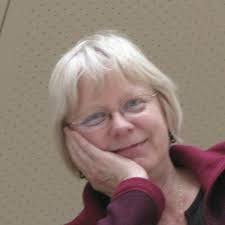 Karen Ecklund's Instagram, Twitter & Facebook