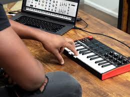 The akai mpk mini mkii series controllers combine deep software integration, enhanced workflow, and core technologies from the iconic line of mpc workstations. Akai S Mpk Mini Mk3 Comes With An Entire Production Package Musictech