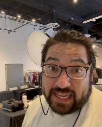 Thank you for all the @rossdressforless love! Here’s some fun BTS from the  photo shoot day, I wish I got to keep some of the outfits :) #actorslife  #chubbysexy #craftservices