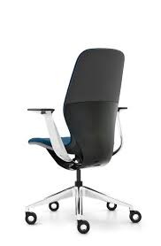 The Alluring Silhouette Of Silq Creates A Sense Of Sophistication In The Office And It Comes With The Confidence That No Office Chair Steelcase Ergonomic Chair