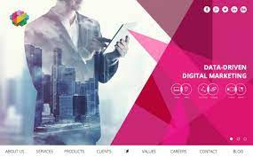 The tone of the content explains who the digital agency caters to best. Digital Marketing Agency Fullscreen Digital Webdesign Inspiration Www Niceoneilike Com