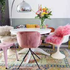 ronde tafel van ikea roze velvet zuiver stoel kruk wehkamp bloomon bloemen pastel pink eethoek ronde tafel home deco