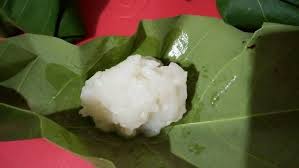 Sendukkan pulut dan letak di atas daun pisang. Resepi Tapai Pulut Paling Lazat Iluminasi