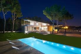 Projects a geometry and optionally applies a geotransformation. Project Gv13 The Rigour Of Geometry Minimal Studio