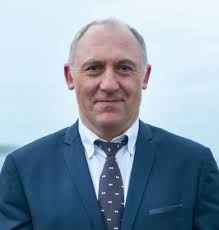 Pierre ADAM a été réélu maire de Trévou-Tréguignec. Qui sont vos élus ?  Comment les joindre ? une adresse électronique standard :  prenom.nom@trevou-treguignec.bzh