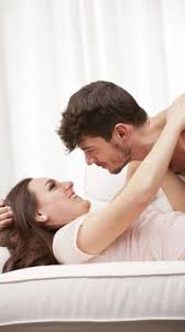 Bigo toket, nungging, ngangkang, bigo ngangkang, bigo nungging, ebot, pascol, cewek cantik, cewek seksi, ngintip rok, no bra, mantul, susu gede, transparan no bra, bigo transparan 5 Trik Berbusana Untuk Menggoda Pasangan Bercinta