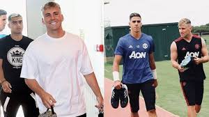 Luke shaw, greenwood, chong and pereira collect award for. Luke Shaw Has Finished Top In All Of Manchester United S Pre Season Fitness Tests Sportbible