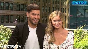 Moving In Hannah G Dylan Talk New Chapter After Paradise Youtube Kaitlyn Bristowe Hair Dylan Bachelor Nation