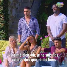 Si vous jugez un contenu raciste ou incitant a la haine, ou si vous constatez un probleme de copyright, merci de le signaler en vous connectant. Les Princes De L Amour W9 Khloe Est Seduite Par L Un Des Nouveaux Pretendants Facebook