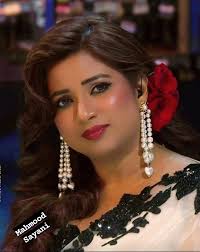 Shreya Ghoshal's Beauty and Singing Talent